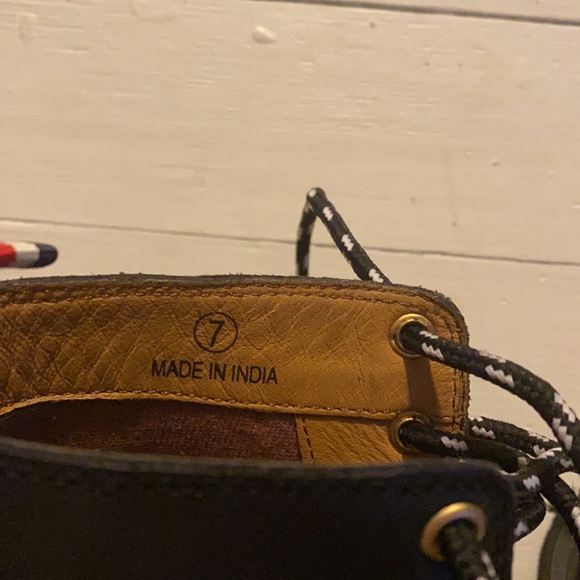 Urban Outfitters boots. Excellent condition. - Picture 4 of 6